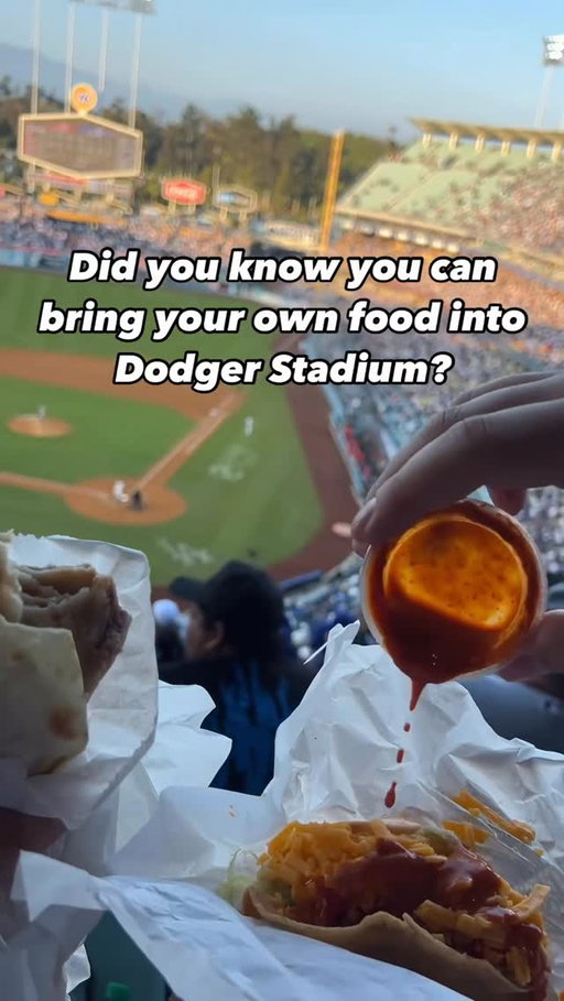 Going to the Game tomorrow? Pre-Game @lupesburritos  you can even jump on @metrolosangeles E Line to A Line catch the shuttle from Union Station!🚉 

Gran some tacos and burritos to take to the game! 

#dodgerstadium #itfdb #dodgersopeningday #eastlosangeles