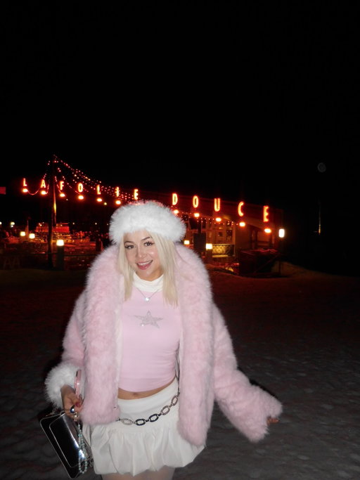 Had to immortalize 💖

#lafoliedouce #snowbunny #apresski