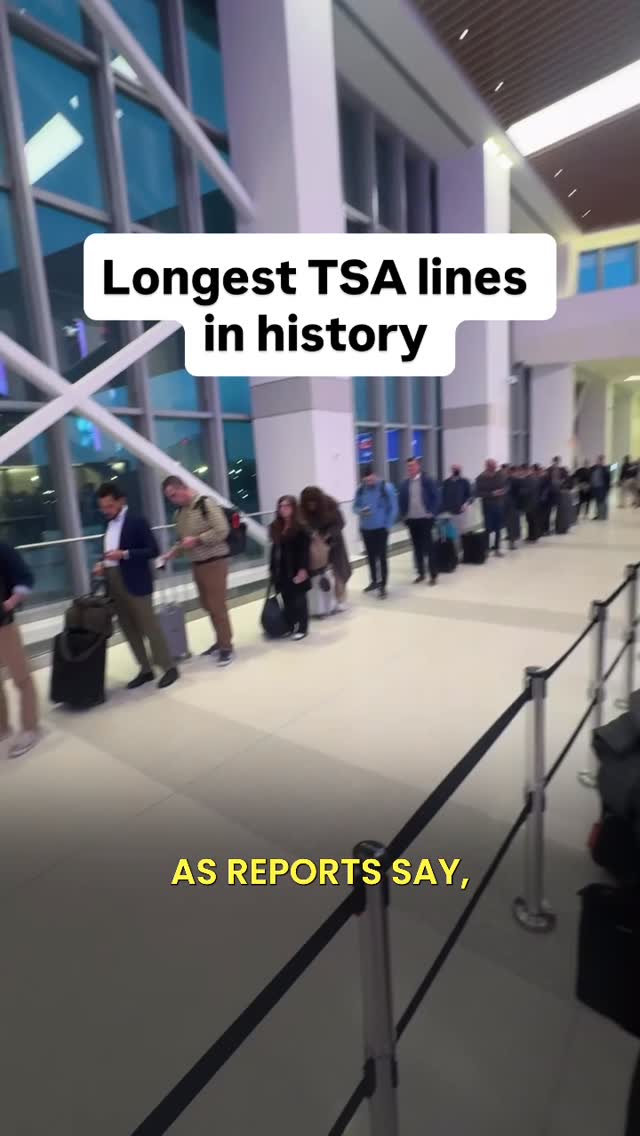 Toby reports live from LGA: TSA lines are indeed bad