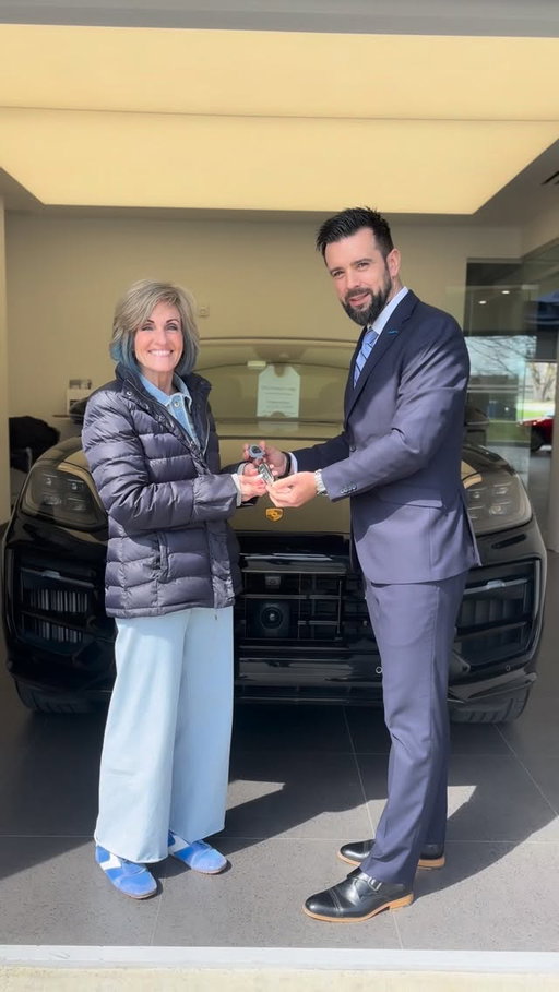 Congratulations to Mr. & Mrs. Kilmore on pickling up their beautiful 2025 Cayenne Coupe. 

Thank you for choosing Porsche Mechanicsburg.

#porsche #cayenne #delivery #porschelife #pca