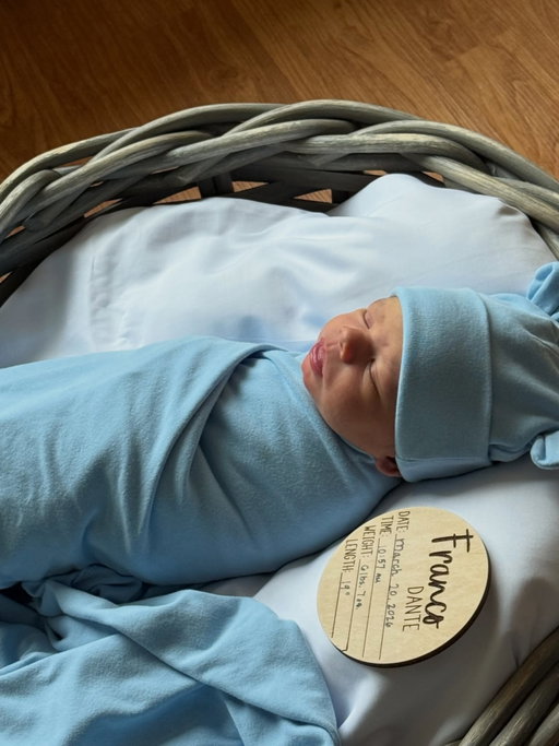Franco made us a family of four 💗 he is delicious and Freddie is in love!