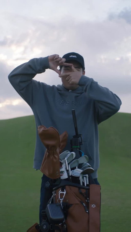 Rapid fire with @samheungmin.golf 

Driver or putter? 
Dream foursome. 
Draw or fade? 

In case you missed it, Sam’s episode of What’s In My VESSEL is live on our YouTube. Link in bio.