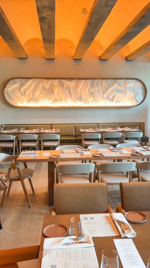 NOW OPEN!@terramediterraneancharleston has officially landed downtown, and it’s already one of the standout spots inside one of the city’s newest hotels @liveoakcharleston 🔥

The vibe is bold and lively, with a Mediterranean-inspired menu, great cocktails, and plenty of options that make it easy to stay a while.

Perfect for drinks, dinner, or both🥂