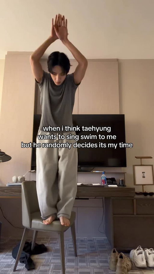 BTS SWIM PROMO IS GOING CRAZYYYY @bts.bighitofficial @thv 

taehyung, kim taehyung, v, bts, bts arirang, bts swim, bts army

#taehyung #bts #v #BTS_SWIM #bts_arirang
