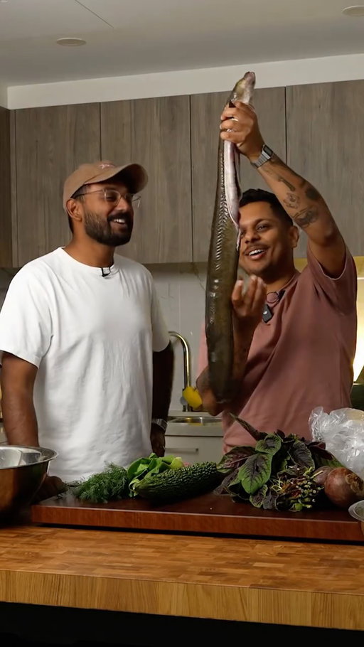 Mystery bag challenge with my bro @justinnarayan 
We gave each other 5 ingredients - 1 protein, 4 veg/herbs, and had to make it work.
Everything else? Free game from my pantry.
This is how it played out!

#chef #cooking #cook #recipe #challenge