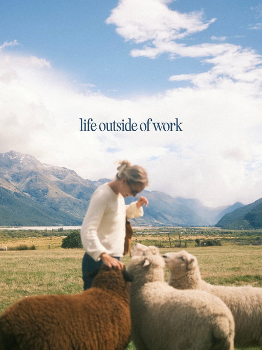 3 weeks in New Zealand wasn’t enough!! 🥹

I still cannot get over the insane landscapes, the gorgeous hikes we did, the cute little sheep we saw while driving… a literal dream!!! 🐑

It felt sooo good to log out for a while. I planned my content ahead of time, so my posts were scheduled or I would just log in to post and then log right back out!!

Honestly, it feels so good to disconnect once in a while, and I would recommend it to anyone who spends a lot of time on social media! 🫶🏼🤗

I just know I will get this question, the camera used to take those pics is a Fuji x100v. 🤭