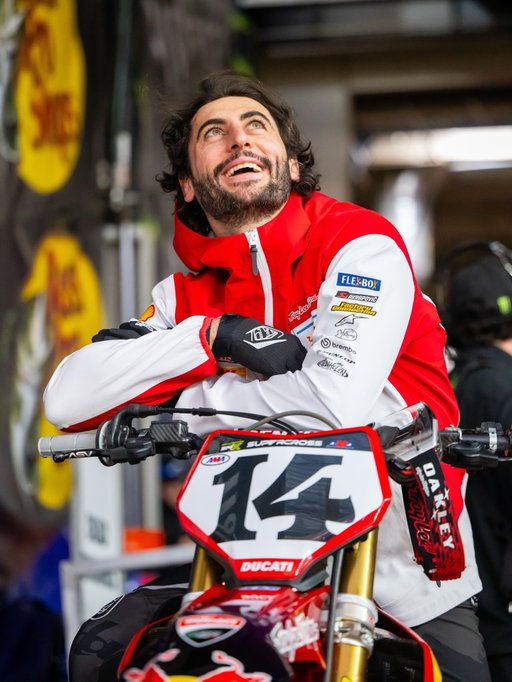 Back to racing this weekend 😁.
📸 @align.with.us