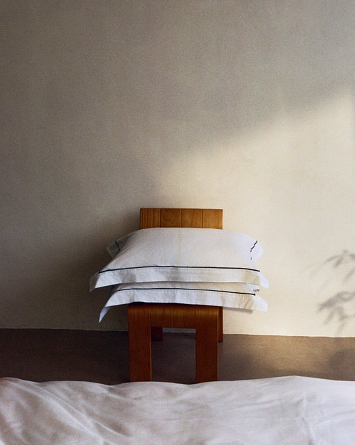 New photography work: @riseandfall bedding campaign shot at @studio_casso 💭