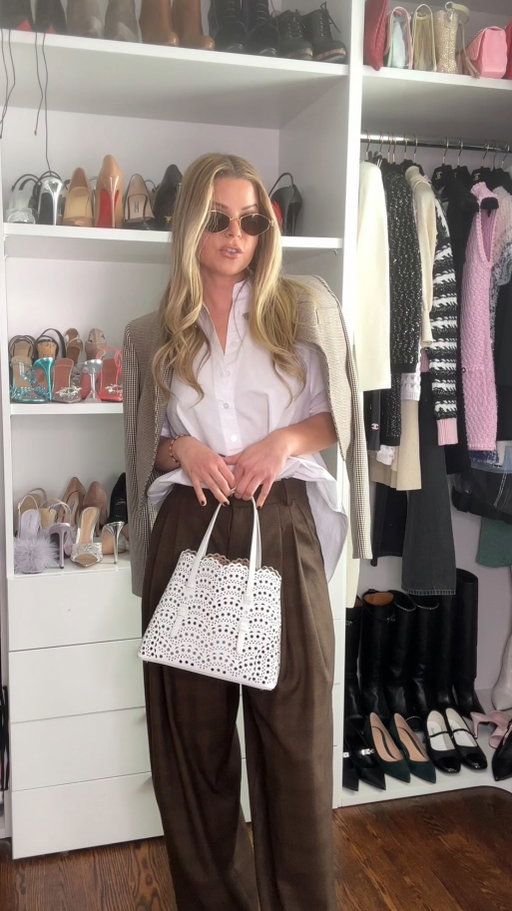 The wide leg pants- a little controversial but most definitely one of the hottest pant trends of 2026 💕 
#widelegpants #widelegjeans #outfitideas4you #outfitideasforyou #fashiontrends2026