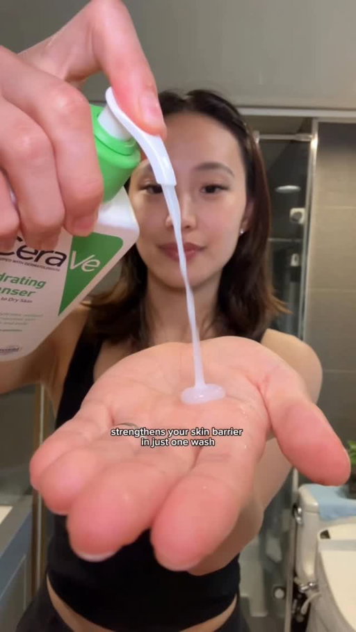 The CeraVe Hydrating Cleanser is perfect for anyone with dry or eczema-prone skin. It helps strengthen your skin barrier in just one wash, which makes such a difference when your skin is feeling dry, sensitive, or just a little off.

It also hydrates your skin for up to 8 hours, so after cleansing your skin still feels soft, calm, and nourished… never tight or stripped 🤍 @cerave_aunz 
#ad #cerave #skincare #developedwithdermatologists #cleanselikeaderm