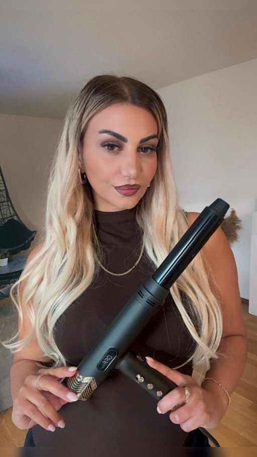 GRWM - @swissliss.ch La Divine Édition ✨

Create fluid, natural curls with the signature Curl Kit.🤎

One tool. Infinite possibilities! Love it ♥️

#ad #swissliss #ladivineédition #hairstyler #swiss