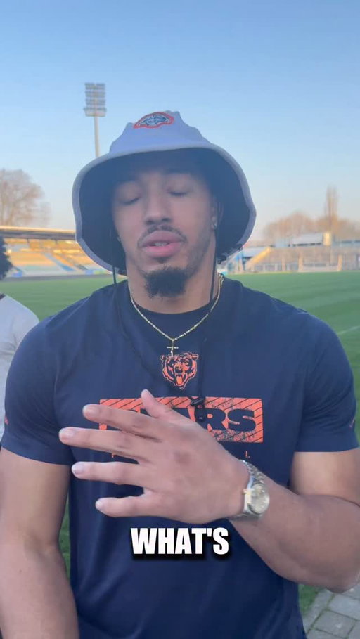 Defensive End for Chicago Bears @dhardy44_ guesses the logos of our 2026 opponents😈

Not sure what he said there at the end 🤫

#FrankfurtGalaxy #PurpleFamily