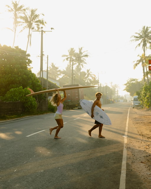 On the search 🏴‍☠️⚡️🌞
.
📸: @la_malinde 
.
.
.
#surf #surflifestyle #surflife #surfing