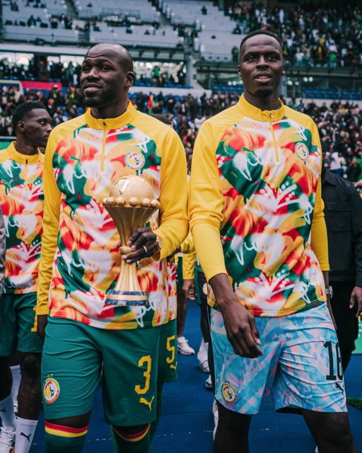 🏆🔐 Senegal show to the world that their 𝐀𝐅𝐂𝐎𝐍 𝟐𝟎𝟐𝟓 𝐓𝐑𝐎𝐏𝐇𝐘 remain in 𝐒𝐀𝐅𝐄 𝐇𝐀𝐍𝐃𝐒! 😎🇸🇳