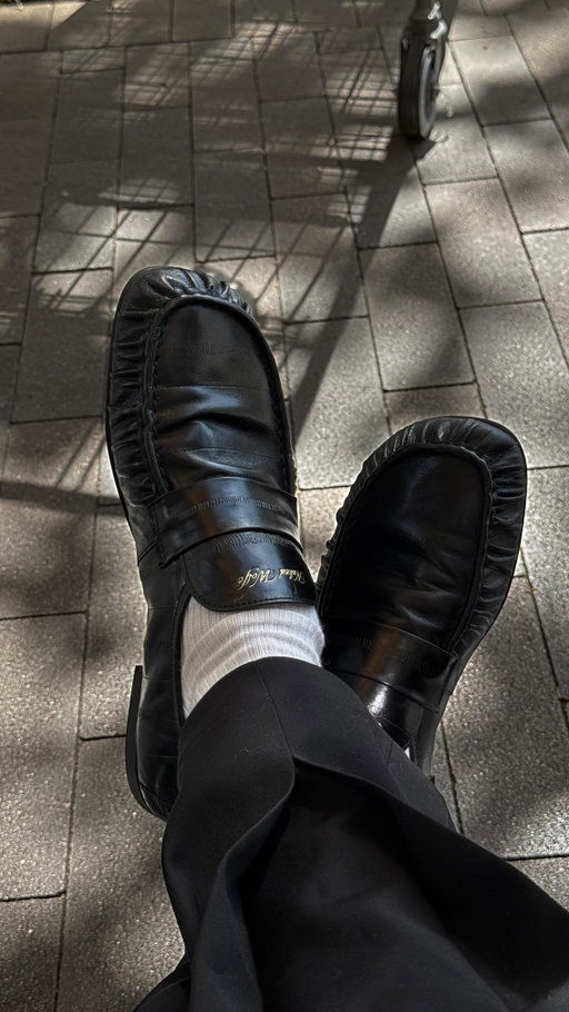 If you know someone brands I can check out lemme know 👀👀

Loafers 
1. @nakedwolfe_man 
2. @ghbass 
3. @nakedwolfe_man 
4. @suitsupply 
5. @nakedwolfe_man 
6. @dukedexter 

#explore