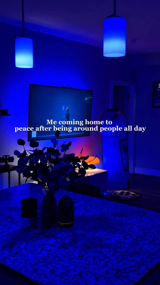 I just like staying in the crib and being at peace.
.
.
.#tems #apartmenttherapy #peace #homevibes #fypシ