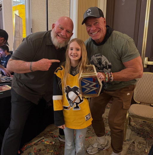 Ohhh you didn’t know?!??!? The New Age Outlaws 🤯 @realbillygunn and @bgjames 🫡

#dx #tagteam #prowrestling #aew #wwe