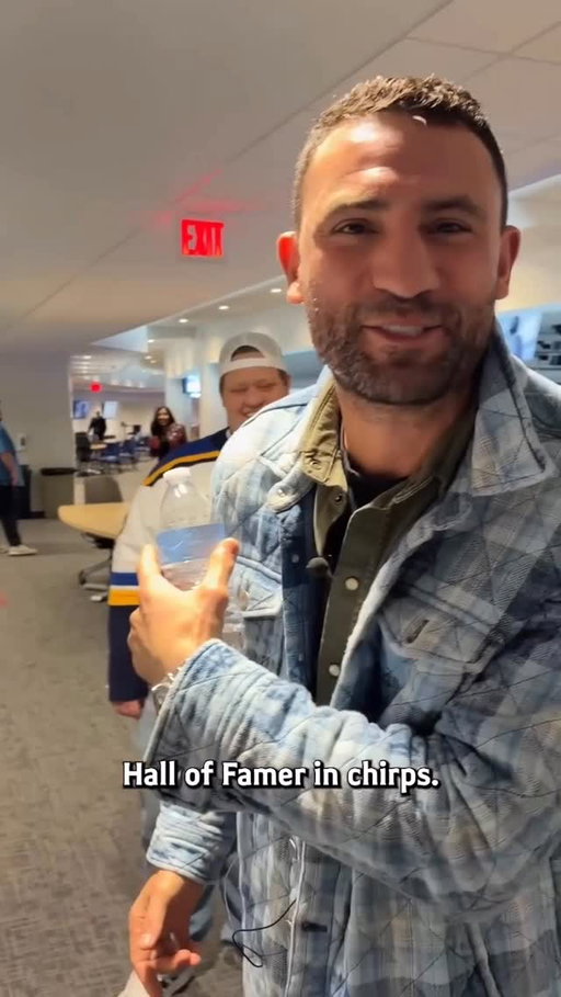 Biz found the only Blues fan in St. Louis with a Bissonnette jersey 😂