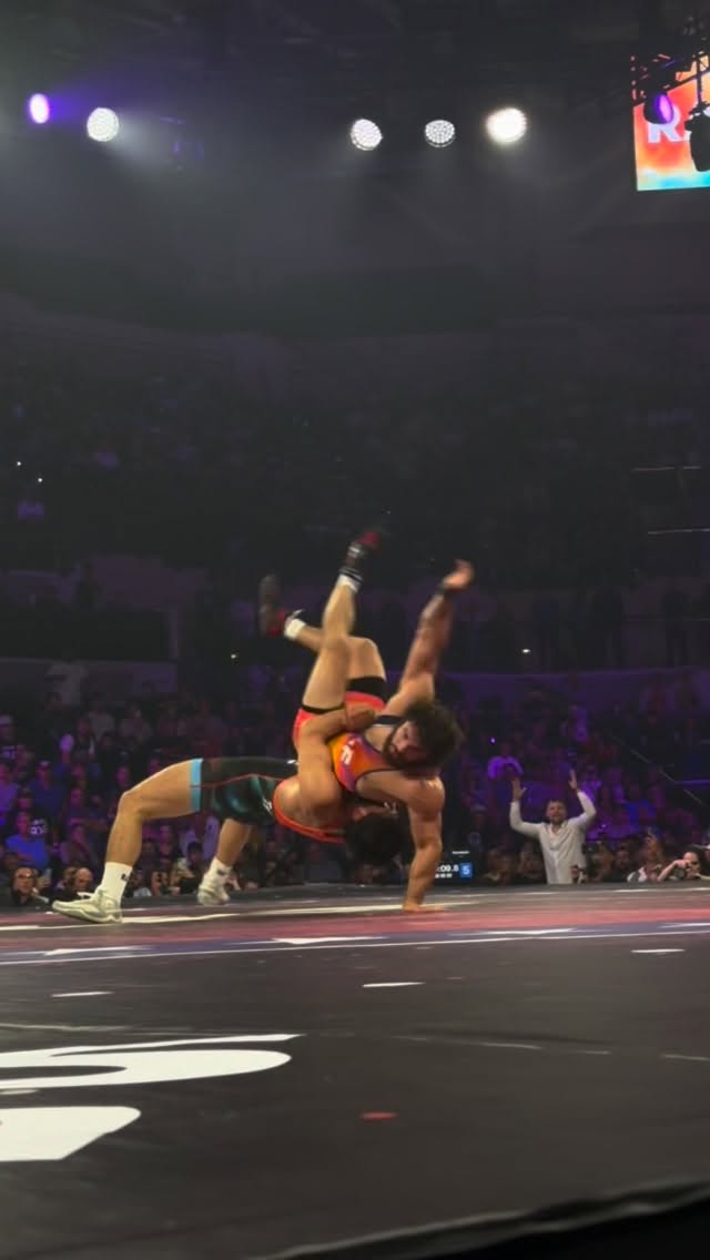 Ladies & Gentlemen, Welcome aboard Arman Airlines ✈️