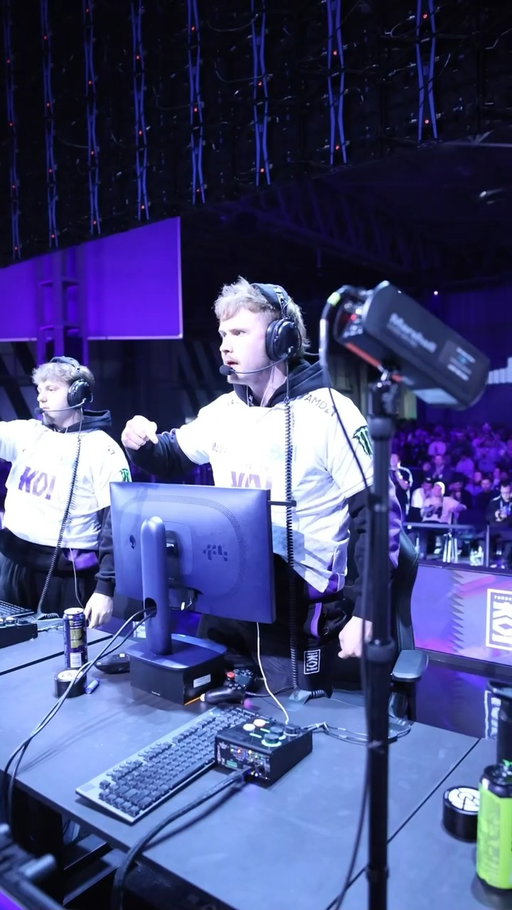 "MY MAINSTAGE, MY COUNTRY." 🗣️