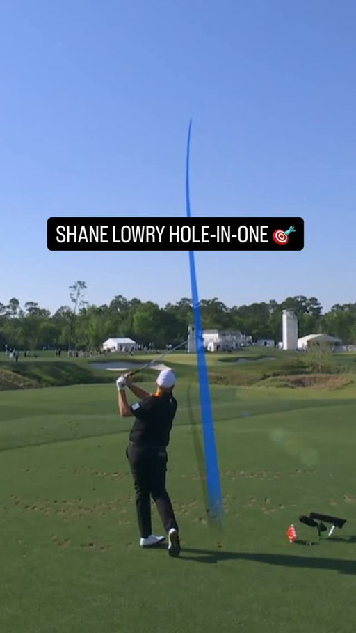 A hole-in-one on the second hole of the day? Not a bad start to the round for Shane Lowry 🔥