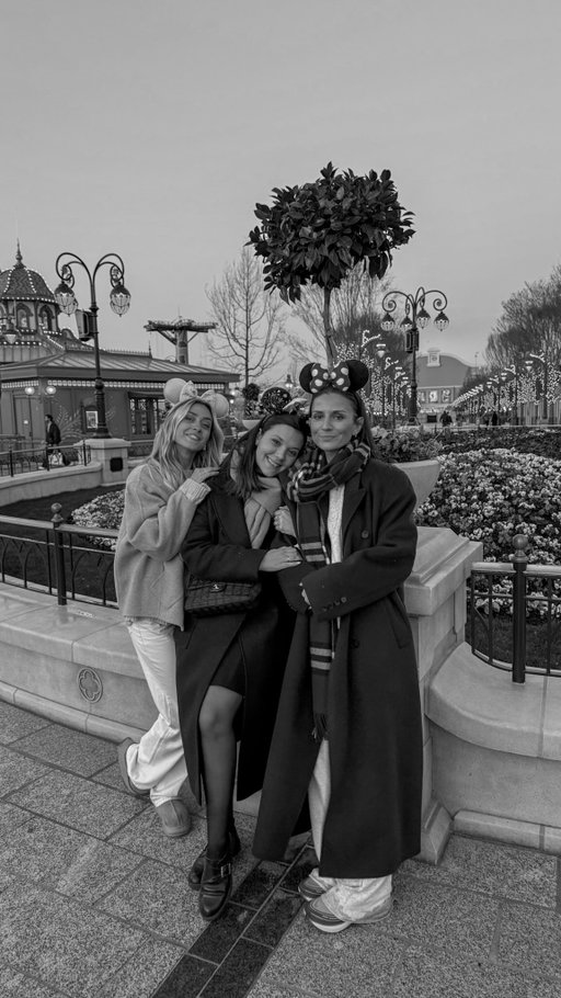 Aloooors qui a testé cette attraction ? 🥹

C’est officiellement l’ouverture des nouveautés, bye-bye Disney Studio - bonjour Disney Adventure World 

[ attraction | famille | Disney ]