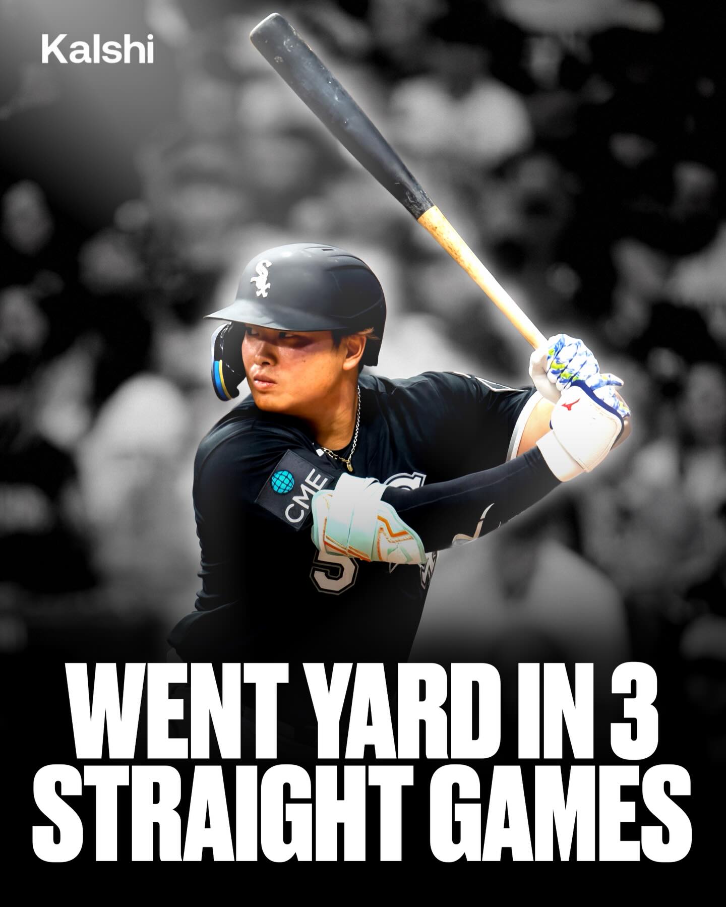 It hasn’t taken Munetaka Murakami long to make HISTORY 

He is only the FOURTH player in MLB history to have a home run in each of his first 3 games, joining the following: 

Trevor Story (2016)
Kyle Lewis (2019)
Chase DeLauter (2026) 

His odds to win AL ROTY on Kalshi are surging, now at 16% 👀