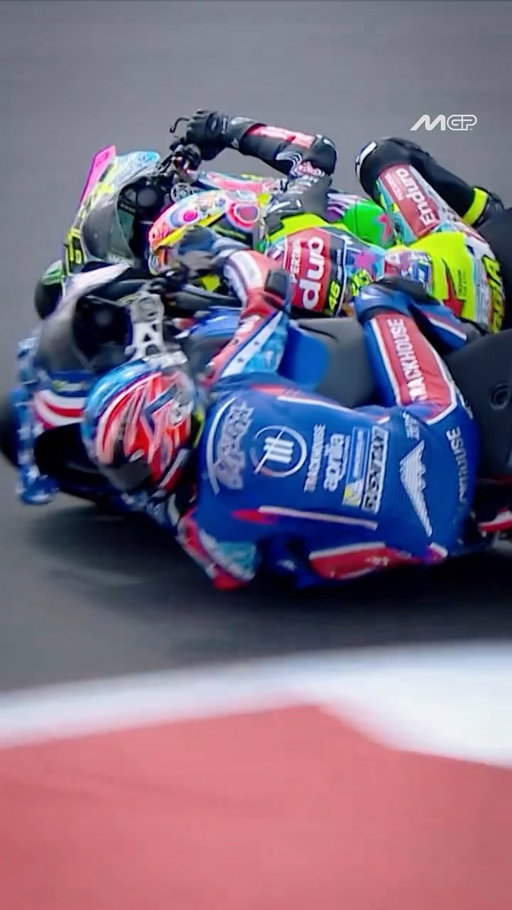 Could watch this SPECTACULAR overtake on loop! 🔂 🔥 

#USGP🇺🇸 #MotoGP #AiOgura