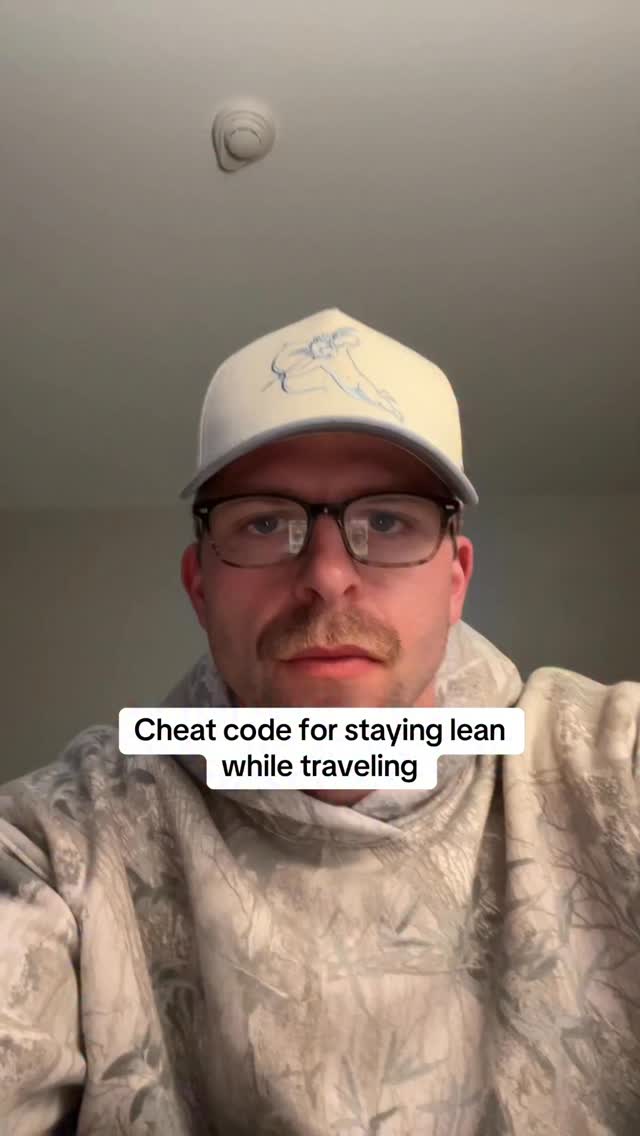 TLDR: If you want to stay lean and travel - Eat light during the day. Then find a bowl spot. Get double protein. Skip the rice (or ask for less)

I’m doing 10 live events in North America. Hit the link in my bio to vote for your city as a stop :)