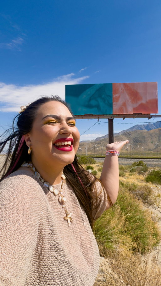 The @coachella billboards are starting to roll in.. 🎡🌵🪩💫

SOME OF MY FAVES EVER are headlining Coachella this year. From @sabrinacarpenter, @lilbieber and @karolg… im on cloud 9. Now if any brands want to take this plus size Latina to Coachella I wouldn’t be opposed. 👀💋

Who are you most excited to see this year? Let me know in the comments! 📌

🏷️
#coachella2026 #festivalseason #festivalfashion #plussizefashion #plussizestyle