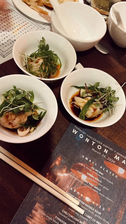 Best new pop-up in Richmond you need to check out @mamainthekitchenc @chefwilliamlew 🥟🍜✨

WONTON MAMA has officially landed @fairmontvancouverairport in collaboration with MAMAintheKitchen—and it’s a must-visit. This retro Hong Kong street food concept blends nostalgia, culture, and vibrant energy through a Chinese Canadian lens. Expect handcrafted wontons, noodle bowls, playful dim sum, house-made BBQ, and shareable bites paired with Chinatown-inspired cocktails.

Open Fridays to Sundays until April 18, it’s the perfect foodie experience to add to your list.

#RichmondBC #PopUpVancouver #foodiefinds #ExploreRichmond #vancouvereats