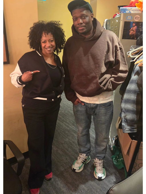 Opened for Michael Che this weekend at @comedybardanforth 🐐💫🎤. I'm not one to talk, but I will be... about this! Such an Incredible time!
.
.
.
#Work #Comedy #SNL #EchelonofFunny #toomanyhashtagslol