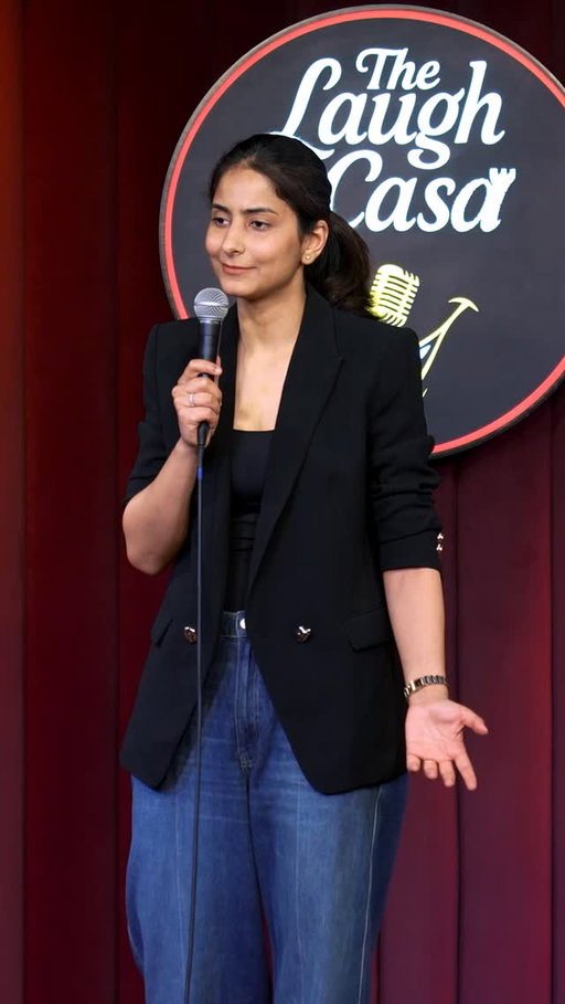 Nude Protest! Hehehe, you can’t predict the ending. Enjoy!
.
Touring now, tickets link in bio!💥
 
#standupcomedy #swatisachdeva