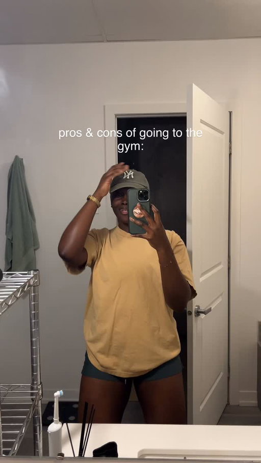 From zero pull-ups & wobbly pistol squats to THIS 😭💪🏾 The only thing I regret is not starting sooner. I’m rooting for whoever needs to see this — drop a 💪🏾 if that’s you!

#gymtransformation #musclemummy #gymgirls #calisthenics