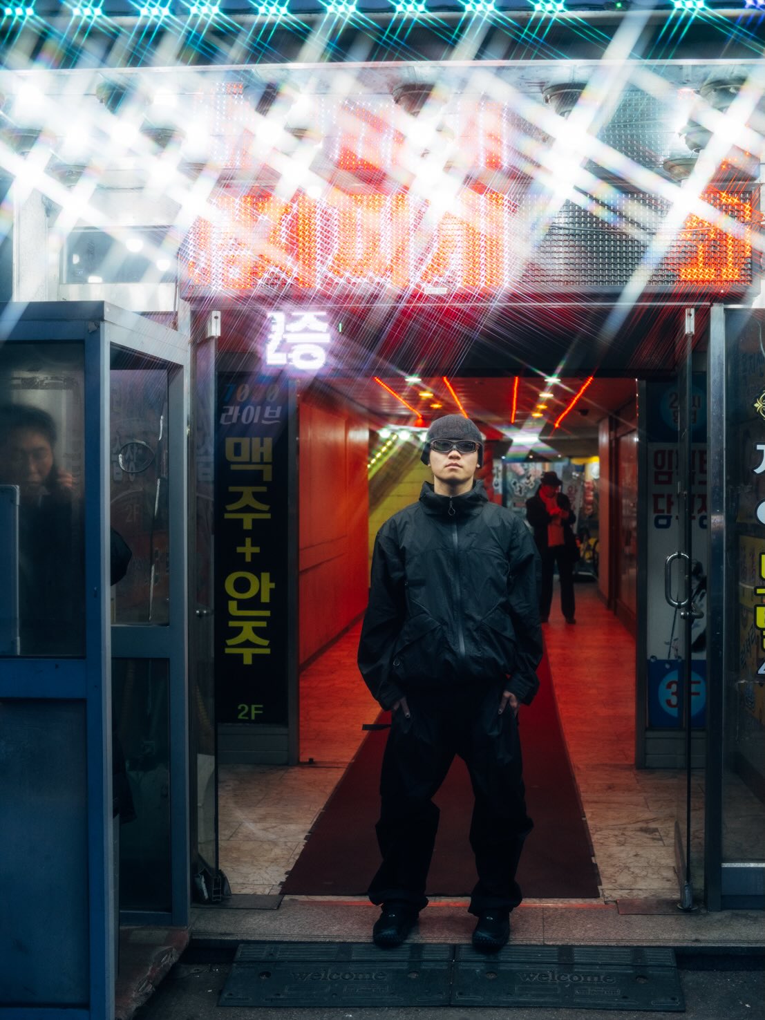 Field Notes: Seoul. 72 hours in South Korea with @minsikworld 🇰🇷 Coming soon via Wasted Talent.

Cc @oakley @oakleykorea