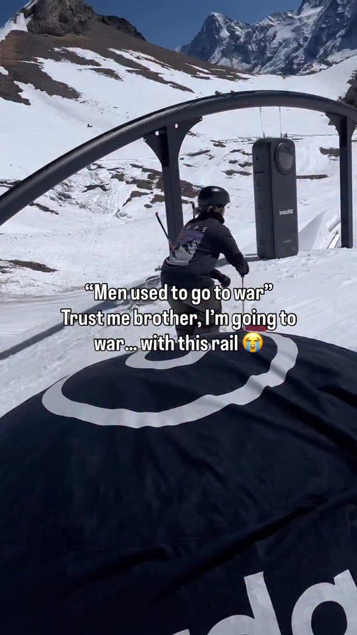 Yahhh… I didn’t win this one 😂🤝🏻

comment “stretch” & i’ll send the Ski Specific Stretch Routine i use everyday 🧘🏽⛷️

follow @bruce_oldman to support my ski career 🤙🏽
#skiing #parkskiing #skier #snow #winter