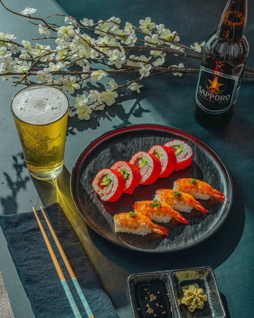 Inspired by tradition. Crafted for now. 🌸

Celebrate the season with our ALL-NEW Cherry Blossom Combo, made in collaboration with @sapporobeerusa, featuring our Spicy Tuna Roll wrapped in soy paper and Ebi Nigiri topped with sweet chili for a crisp spring pairing.

Available starting 3.30 at select #fujisansushi locations while supplies last.

#sapporobeer #sapporobeerusa
