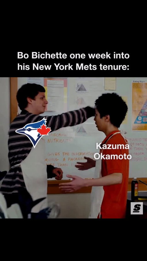 Things are off to a rocky start for Bo Bichette 😂