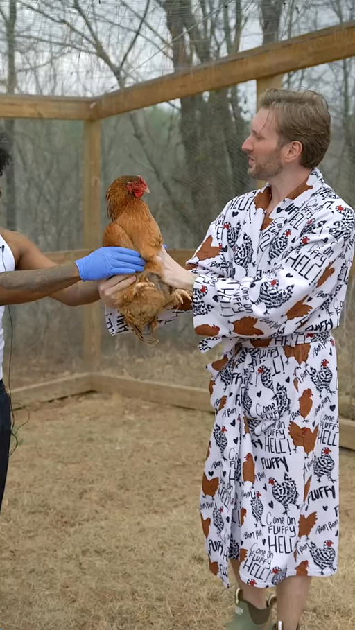 I made @marcosummers do farm chores and it went exactly how you would think……. Full episode out now!
