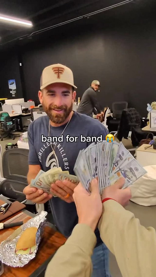 bro had a stack on standby 😭

#meme #funny #dudeperfect #viral #explorepage