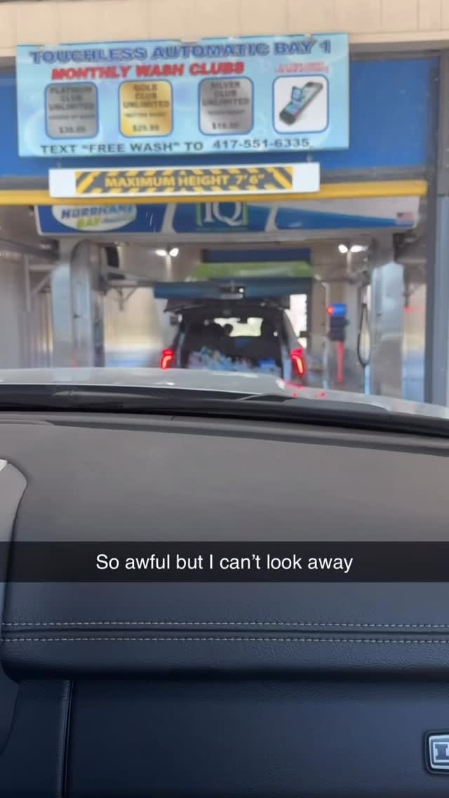 Worst case scenario 😂

(Credit: @whitneydayle)