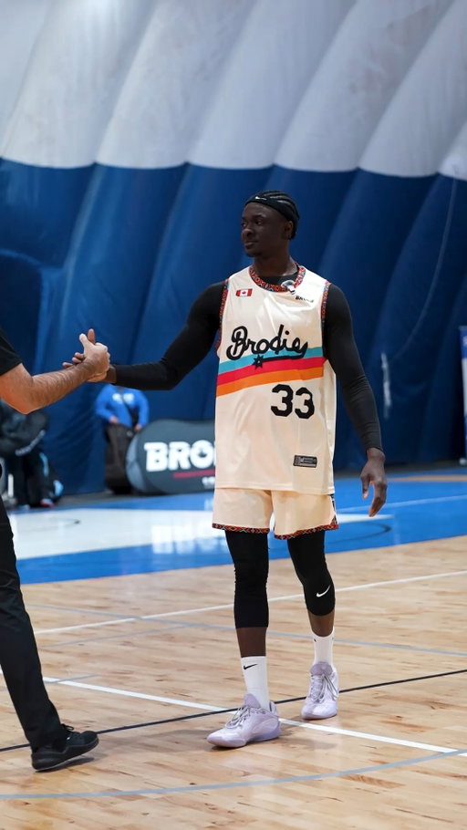 Bro Saga energy! @ebbyanim hit different when he’s locked in! 💪🔥Pure energy all game! 🏀