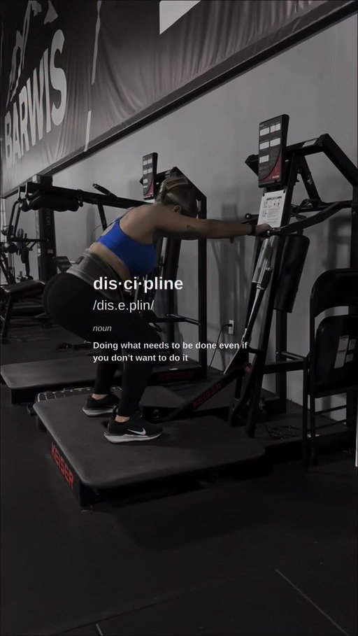 Get up and move today 🔥

#wellness #fitness #workout