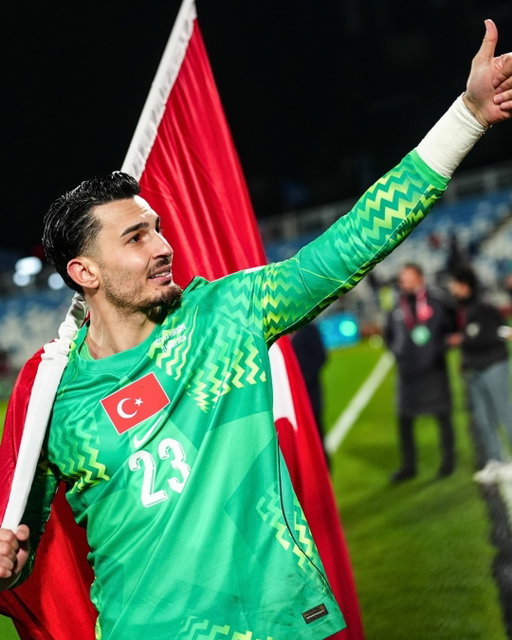 Yıllardır beklediğimiz bu büyük başarıyı sonunda hep birlikte elde ettik. Bu gurur hepimizin! 🇹🇷 @fifaworldcup @millitakimlar