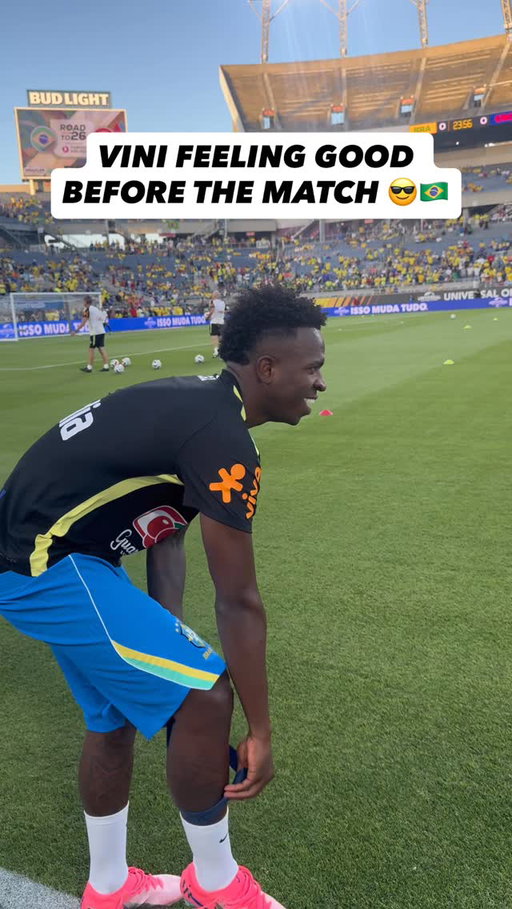 bro winked at me 😂

#vinijr #brazil #croatia #football #worldcup