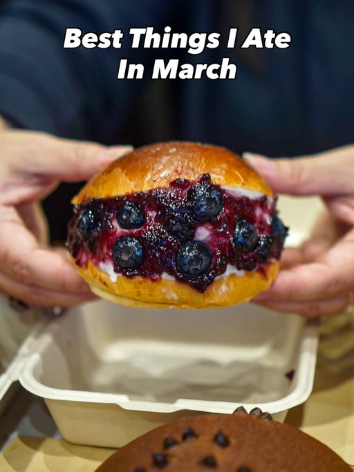 It’s been a great month of March and I hope everyone is excited for Spring and longer days! I had several great bites this past month. Normally, I’m not into sweets, but I had some desserts and sweet treats that were incredible. I also tried some new restaurants and returned to some other ones to try some new dishes that impressed me. Here are all the Best Things I Ate this month.

-Blueberry Maritozzo: @ba.bakehouse.bellevue 
-Shrimp Pizza: @motopizzashop 
-Ubey: @urbanfamilybrewing 
-Preserved Egg & Pork Congee: Mike’s Noodle House
-The Waji Pie: @pagliaccipizza & @uwajimaya 
-Sweet Potato Crème Brûlée: @tendonkohakuusa 
-Tom Yum Fried Rice: @banhuasai 
-Nikomi Hambagu: @tanakaramenwashington 
-Chocolate, Pistachio & Rose Egg Tarts: @ba.bakehouse.bellevue 
-Roasted Duck: @sumyeekae 
-Kalbi & Tofu Soup Combo Special: Cho Dang Tofu
-Lucky Charms: @midnightcookieco 
#march #seattle #bestof #food #foodie