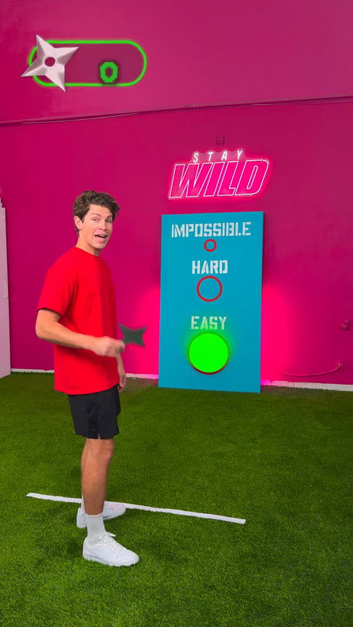 Impossible Ninja Star Throw 🥷🏻