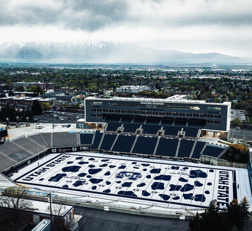 𝐍𝐞𝐰 𝐞𝐫𝐚, 𝐧𝐞𝐰 𝐟𝐢𝐞𝐥𝐝! 🐮🏟️

Introducing our new turf as we enter the @pac12conference! 🤘

📝➡️ usuaggies.info/cowprintfield