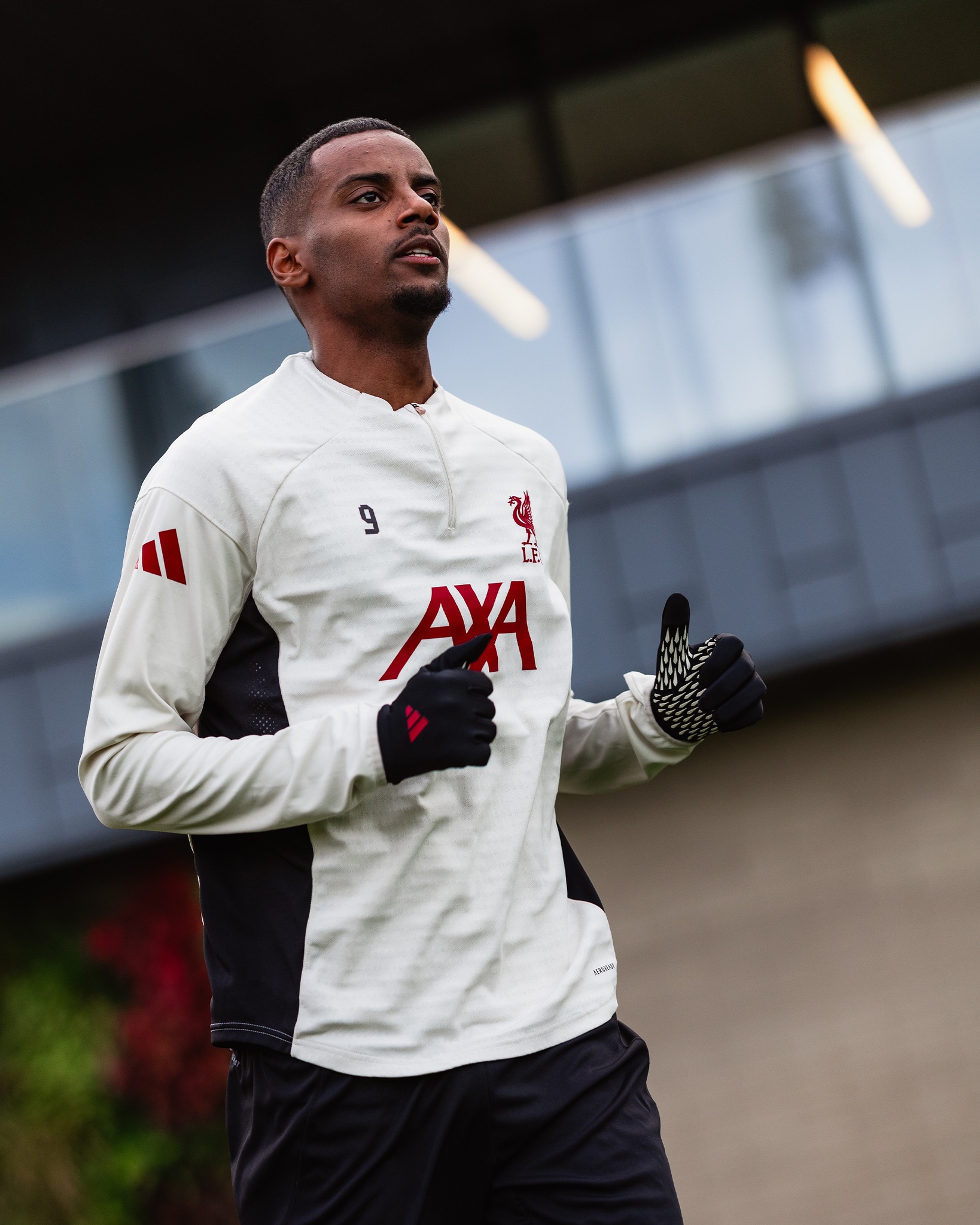Alexander Isak is set to return to team training with Liverpool on Thursday, Arne Slot has confirmed.