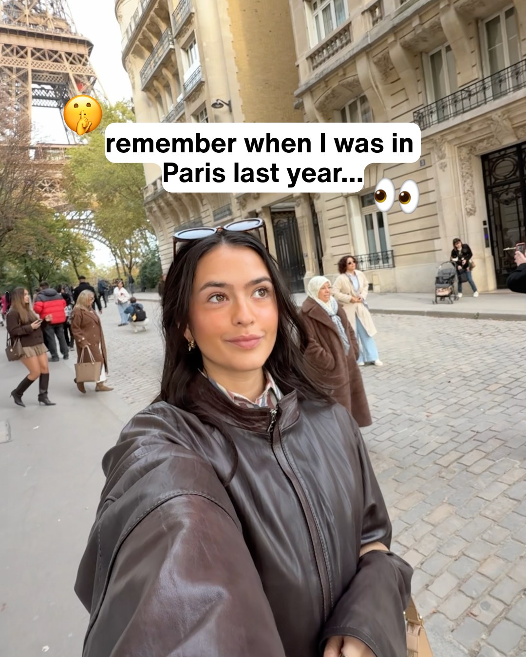 Emily in Paris x Rella... coming soon to Netflix 👀 
swipe to see the receipts ➡️ 

... but seriously, this collab would make sense and we're just shooting our shot!

#EmilyInParis #AprilFools #Netflix #SMM